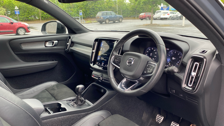 Volvo Xc40 1.5 T3 [163] R DESIGN Pro 5dr Petrol Estate